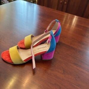 ladies sandals - faux suede - size 37 (6.5).  (#26)